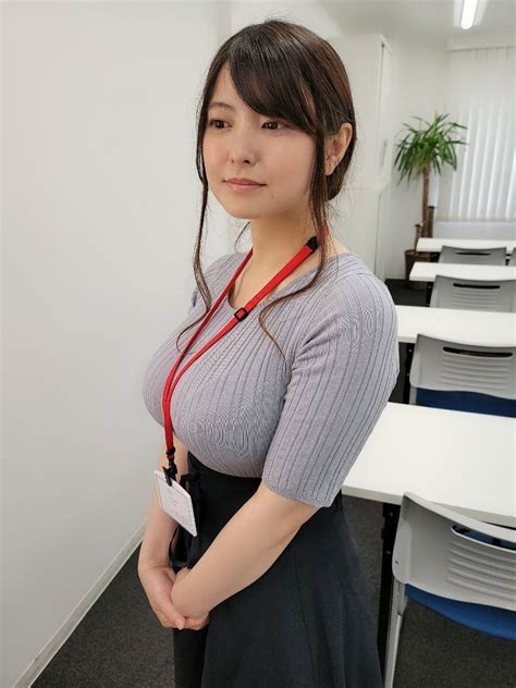 【花井美理の高画質エロ画像231枚】Hカップ爆乳グラドルセミ。